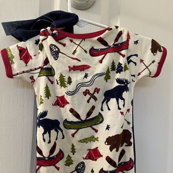 Little Blue House Sketch Country Baby Bodysuit with Hat Set Size 6-12 Months NWT - Picture 12 of 13